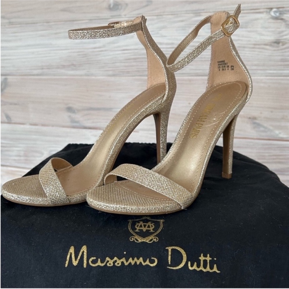 Dream Pairs Stiletto Sandal Size 6